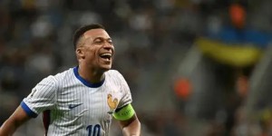 卡塞米罗曼联高薪去留与转会风云